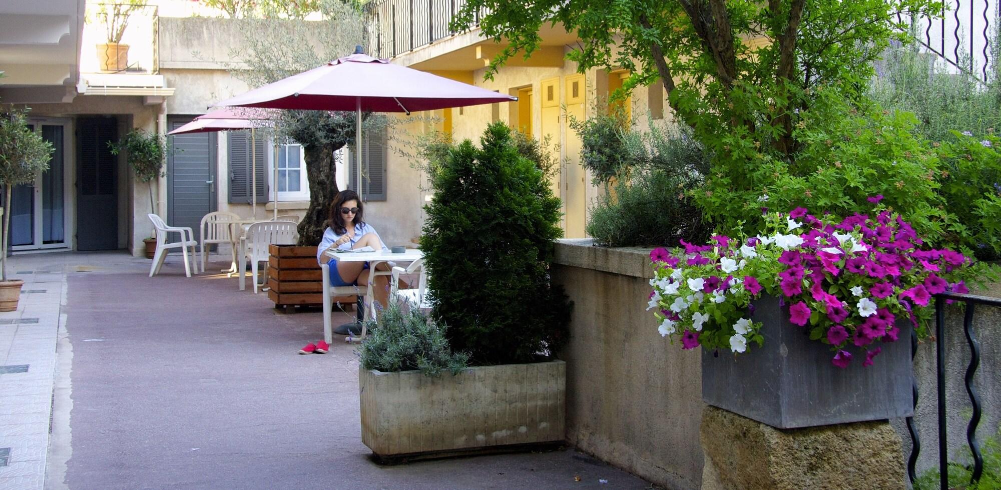 Le Concorde Hotel Екс ан Прованс Екстериор снимка